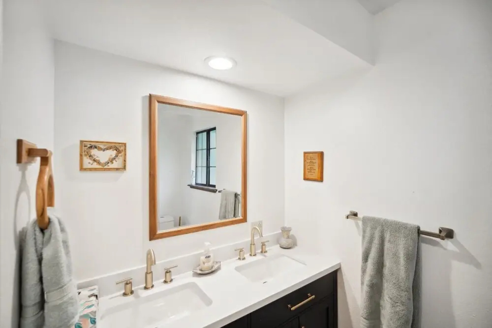 Cozy And Comfortable Yosemite Portal 3 Bedroom Home by Redawning