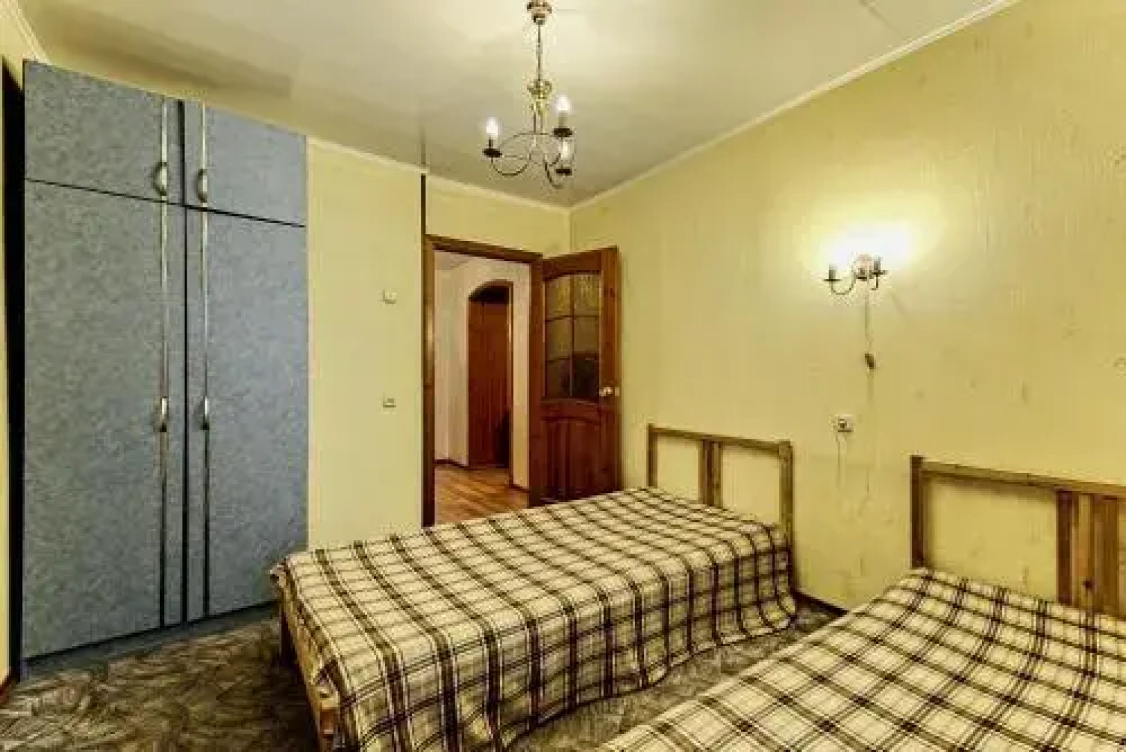 Апартаменты на Комендантском 25