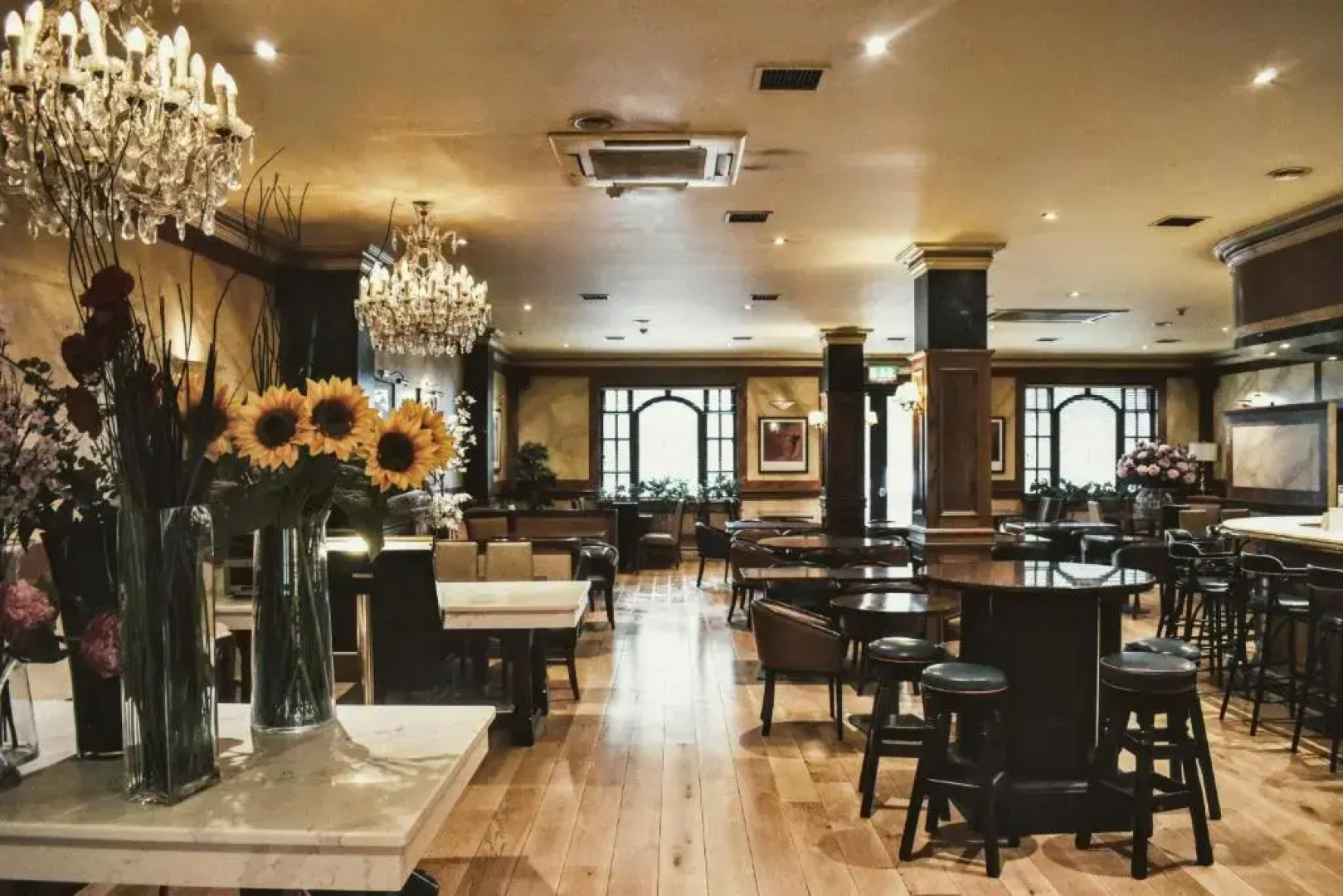 Victoria Hotel