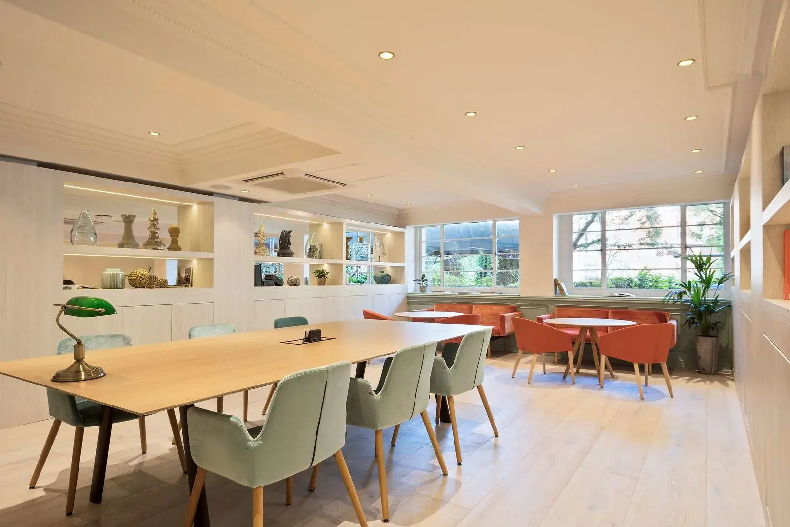 Melia White House Apartments