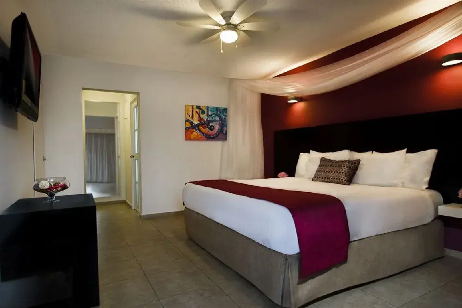 Agua Dorada Beach Hotel by Lidotel