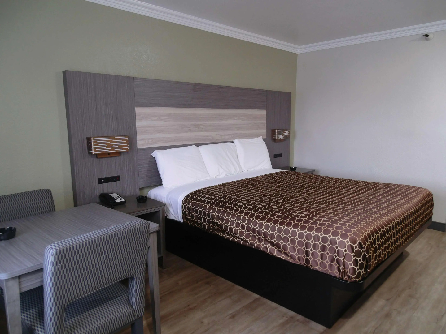 Americas Best Value Inn-Rialto