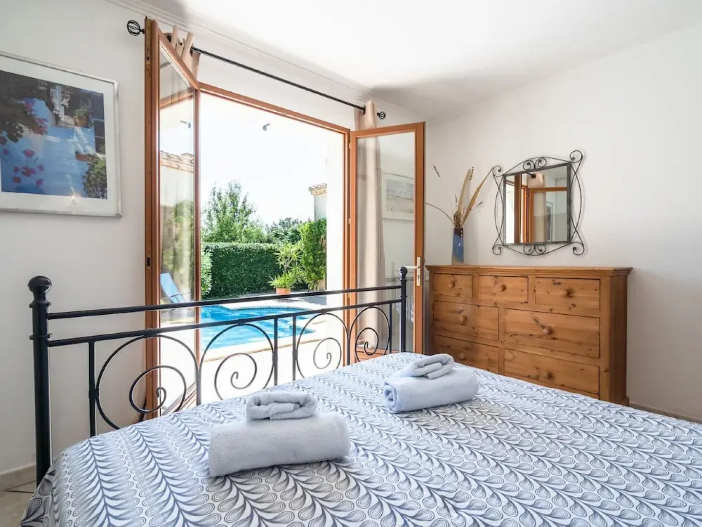 Superb Villa in Olonzac With Swimming Pool, Close to Lake