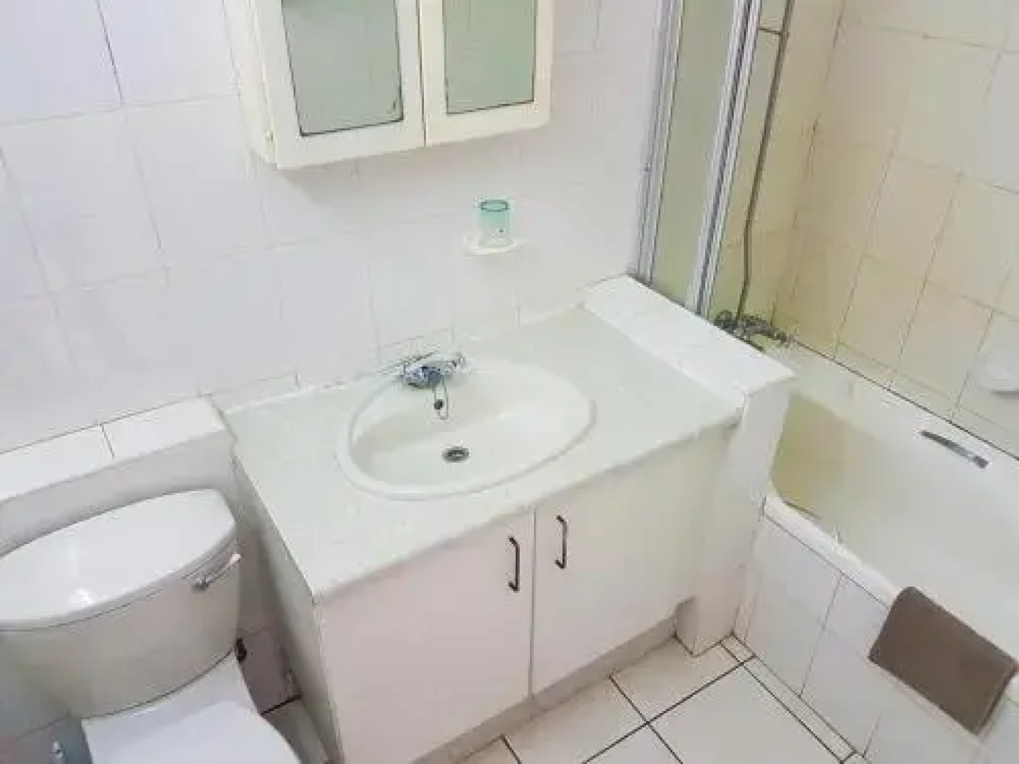 Dumela Margate Flat No 10