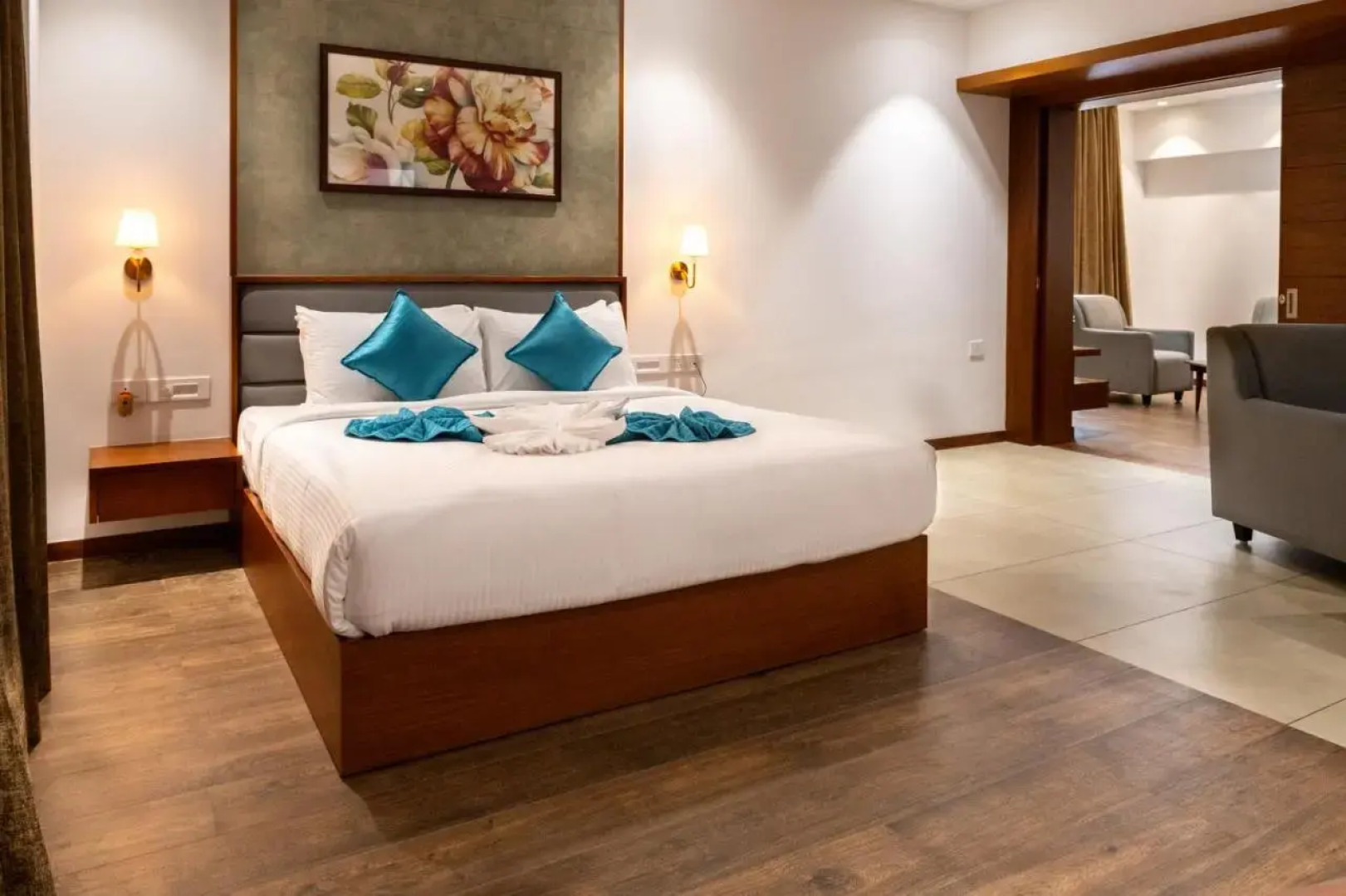 OYO Premium East Nada