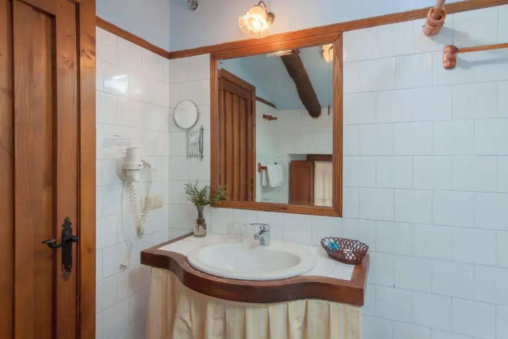 Casona De La Salceda