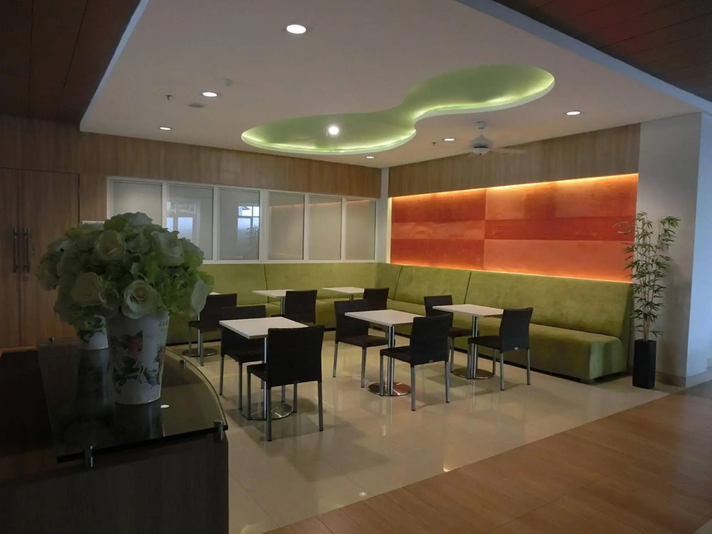 IZI Hotel