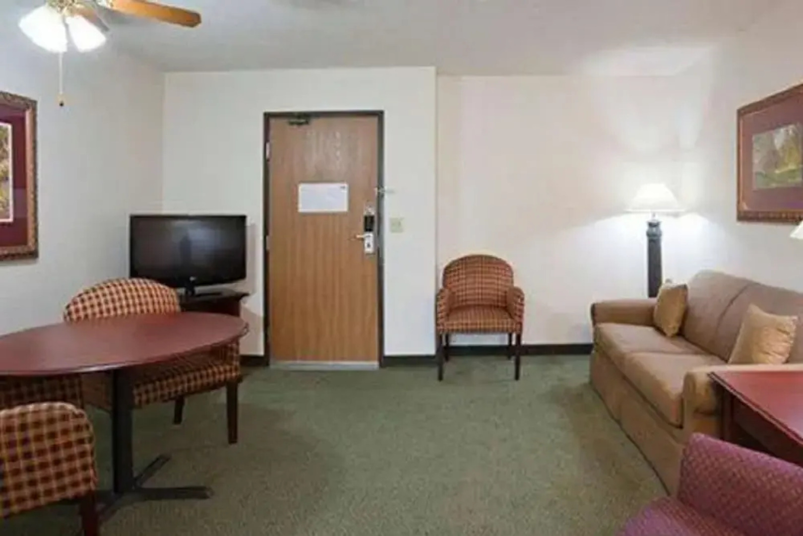 Quality Inn & Suites