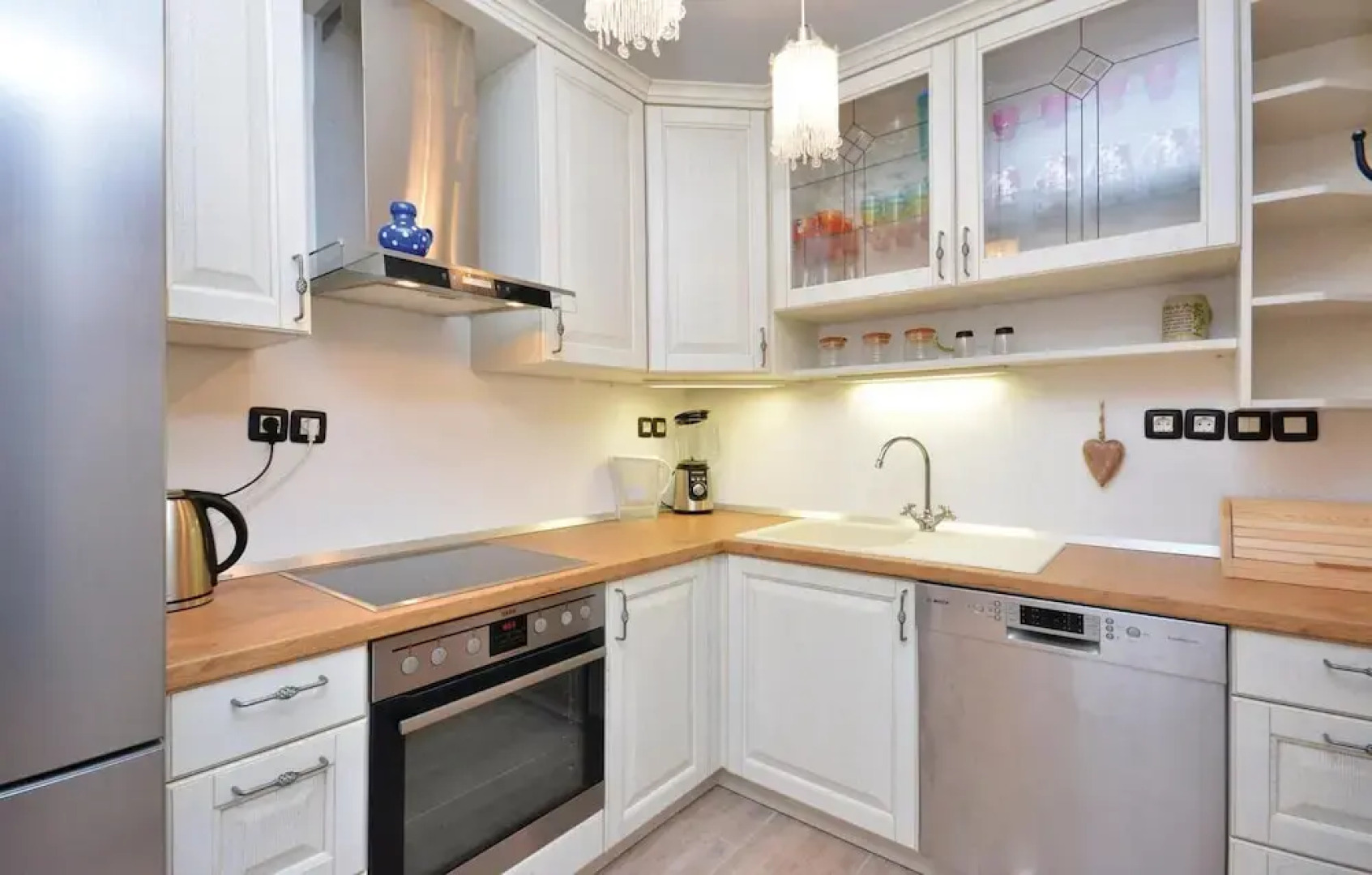 Stunning Home in Ivan Dolac With Wifi and 2 Bedrooms