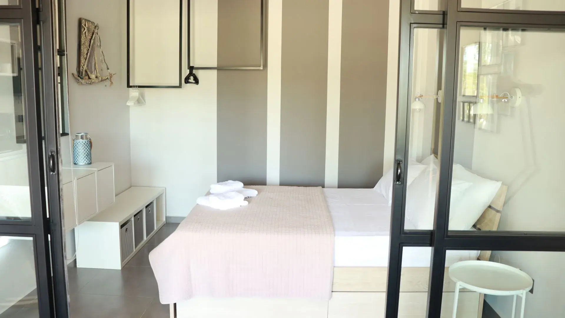 Hanioti Suites