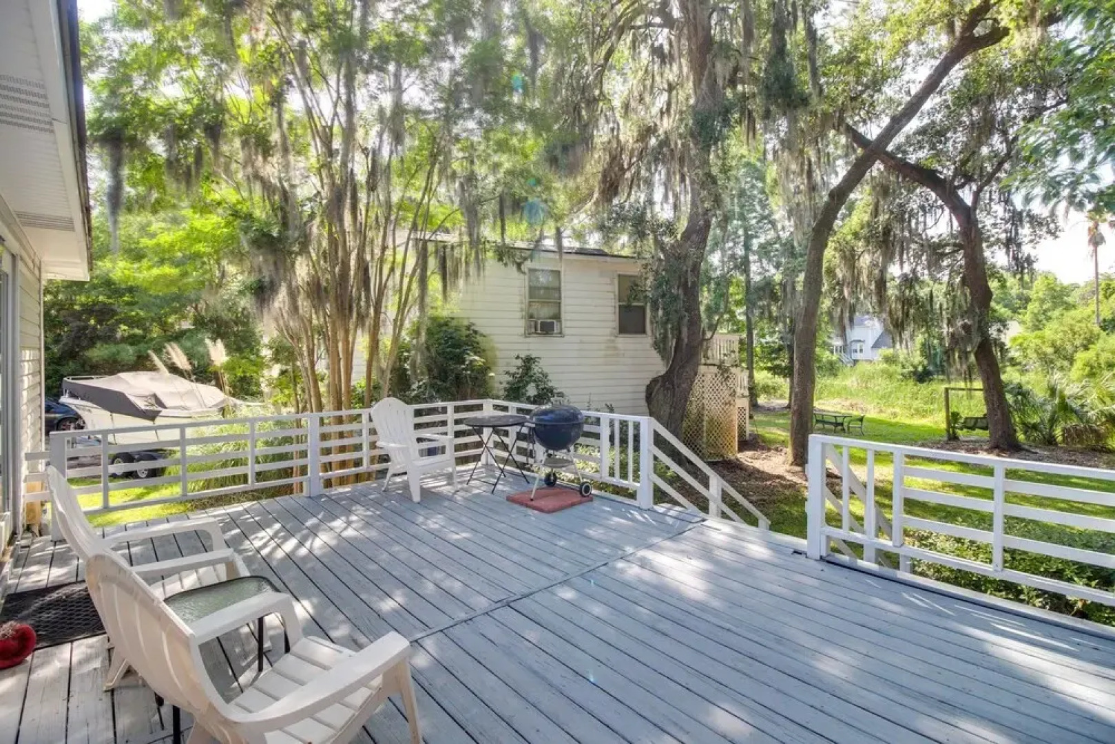 Proximity Place, Cozy Savannah Home w/ Deck!