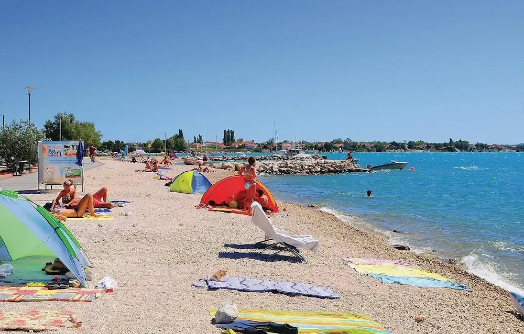 Amazing Apartment in Vrsi With 2 Bedrooms