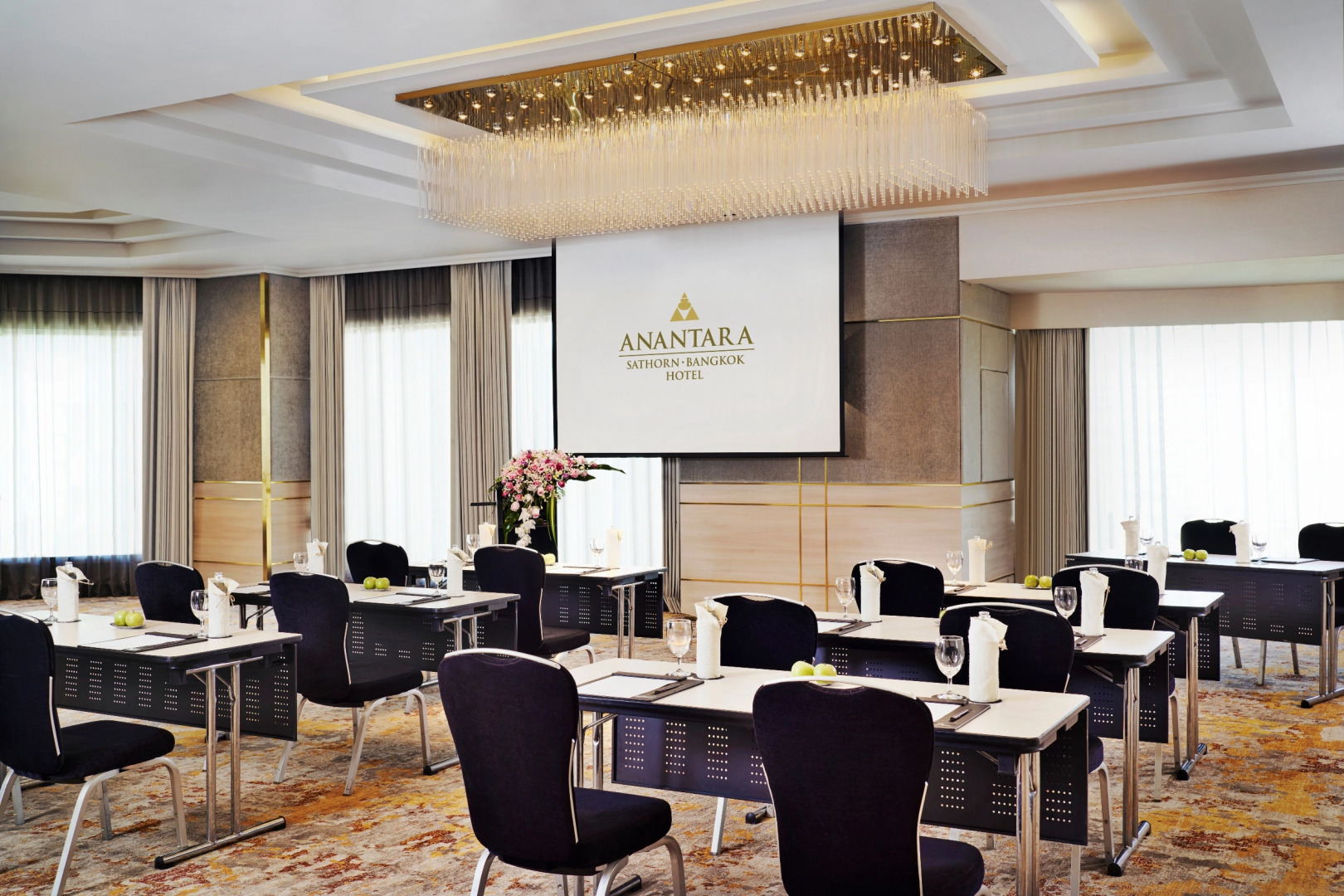 JC Kevin Sathorn Bangkok Hotel