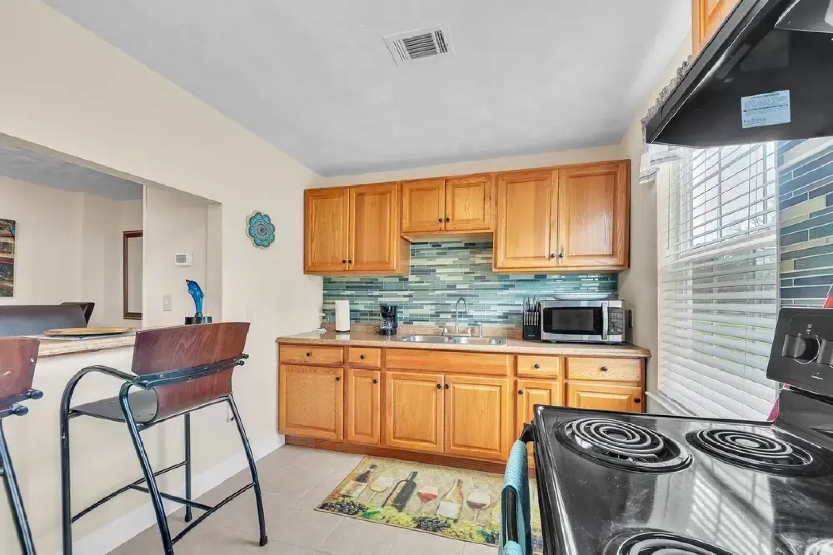 Charming Coastal Retreat In Bay St Louis 3 Bedroom Home