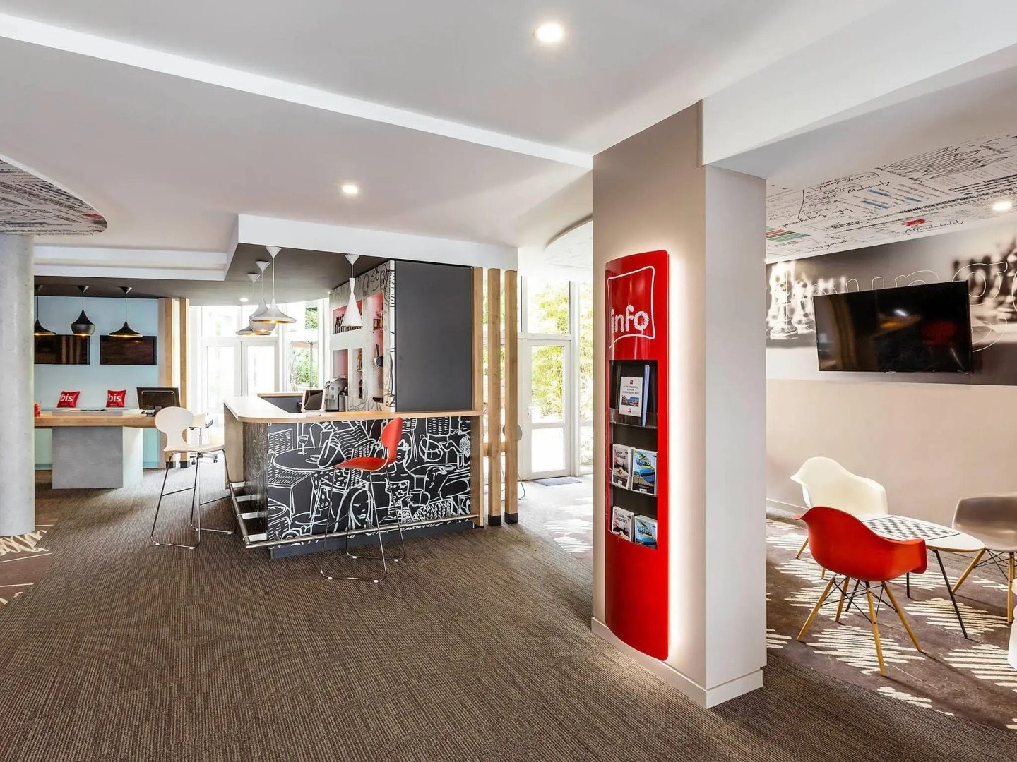 ibis Lannion Cote de Granit Rose