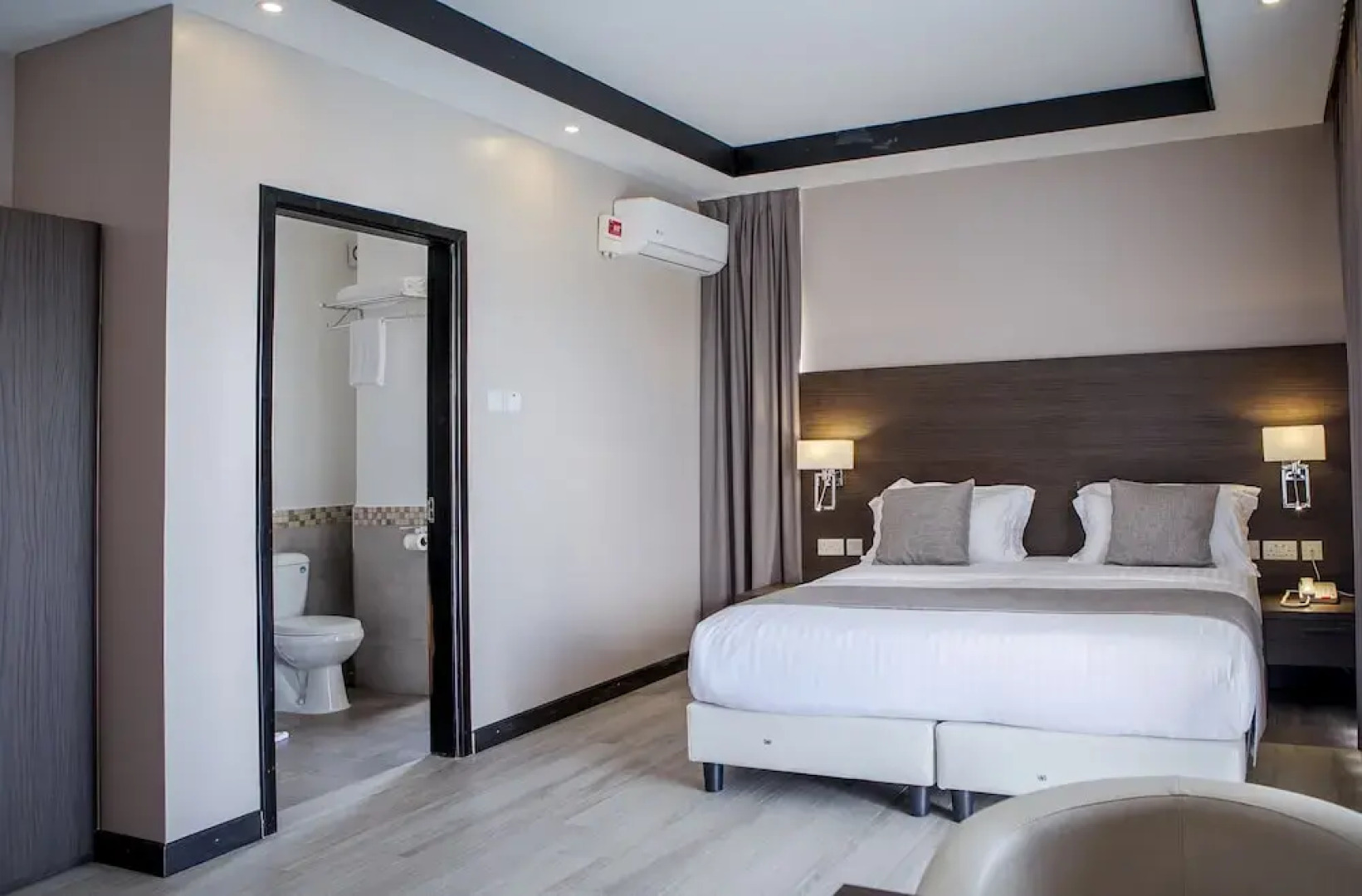 Source Of the Nile Hotel Namanve