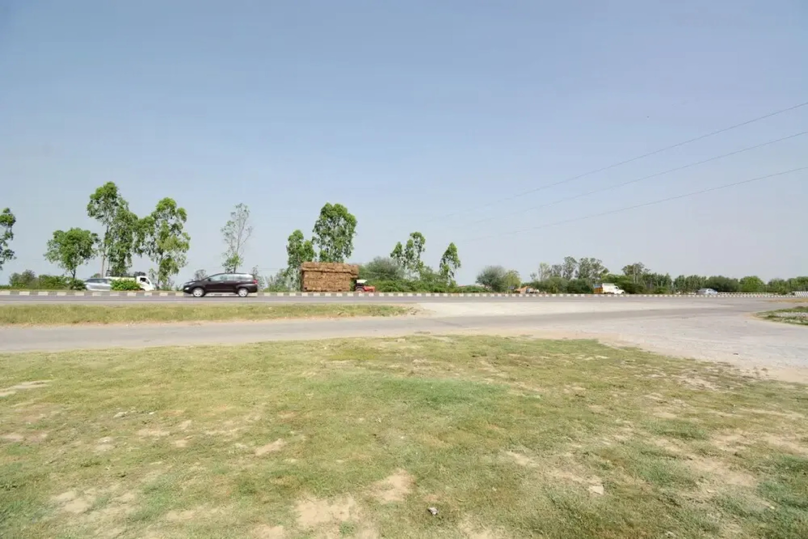 Oyo 35733 Divine Star Dhaba