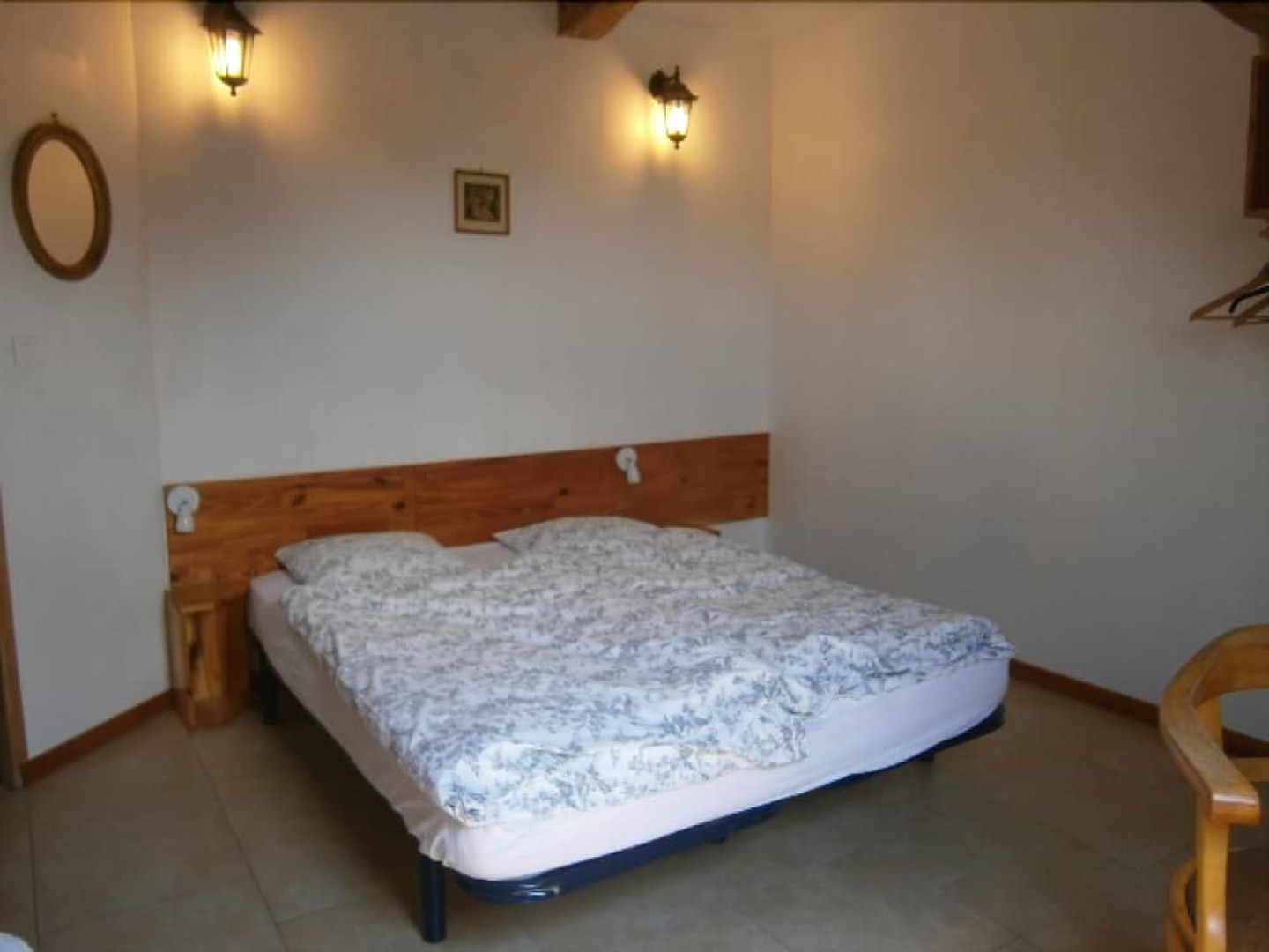 Chambres & Table d'hôtes La Tour de Giry