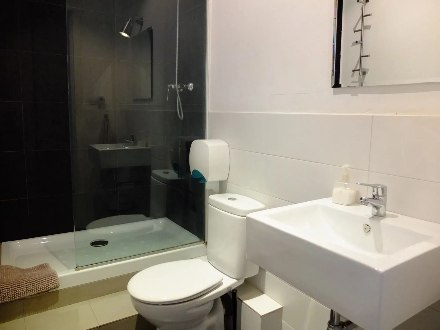 No Limit Hostel Central