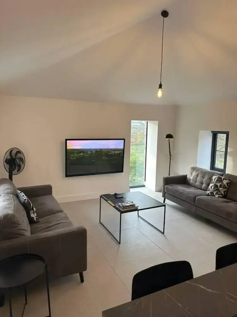 3 Bed Barn - Pets - Smoking - Garden - Parking