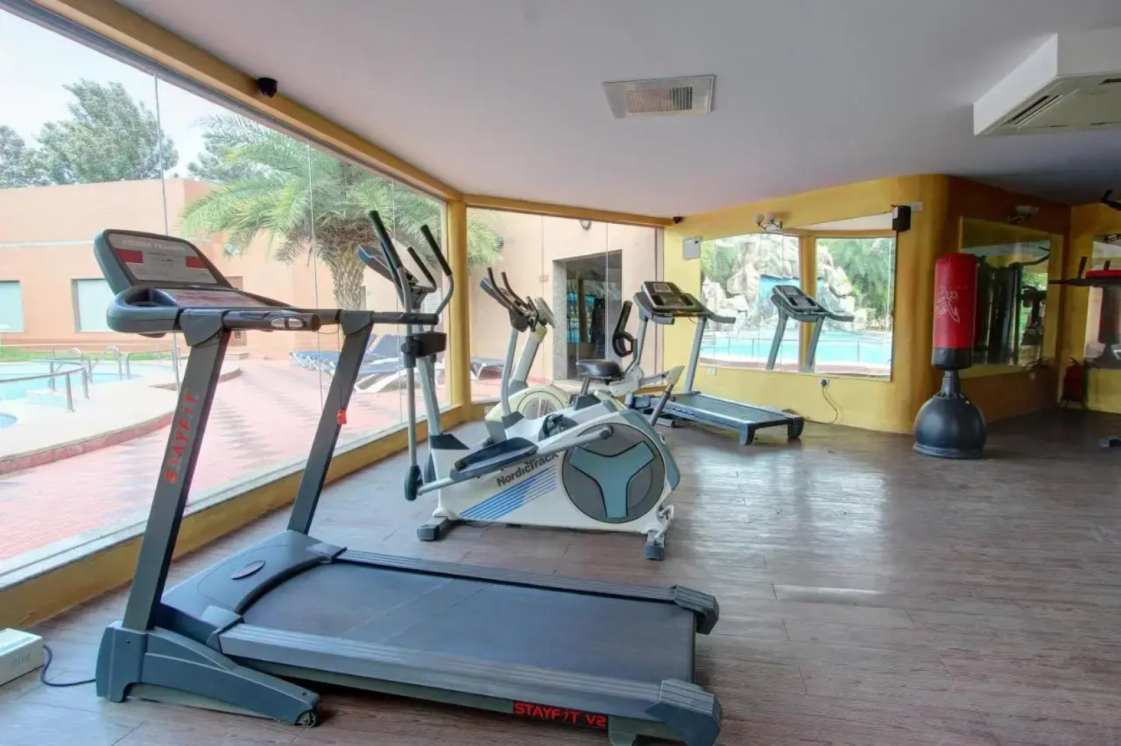 Golden Amoon Resort