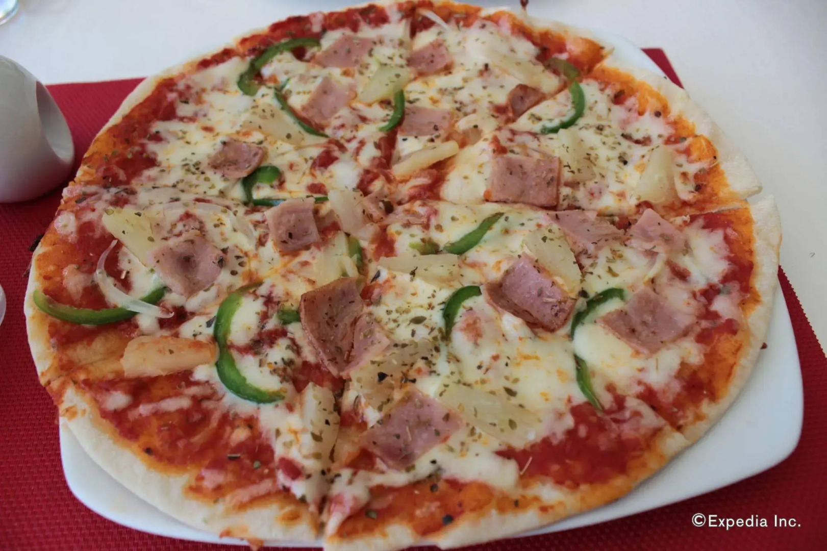 Al Faro Cosmio Hotel