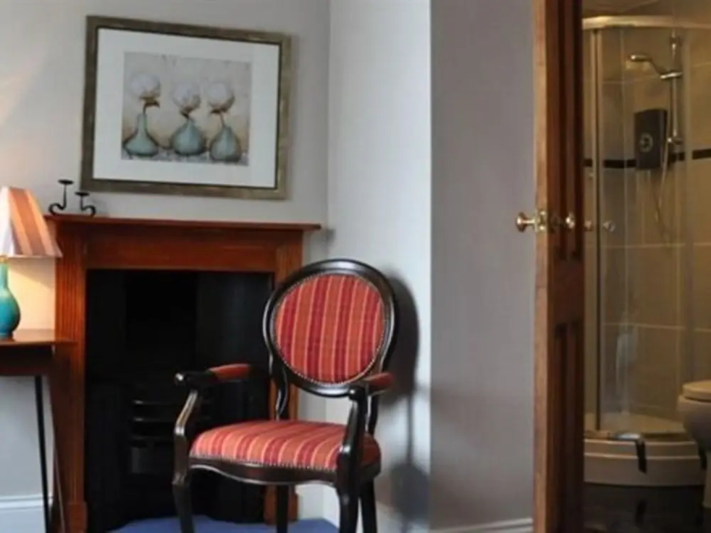 Old Ivy House Bed & Breakfast