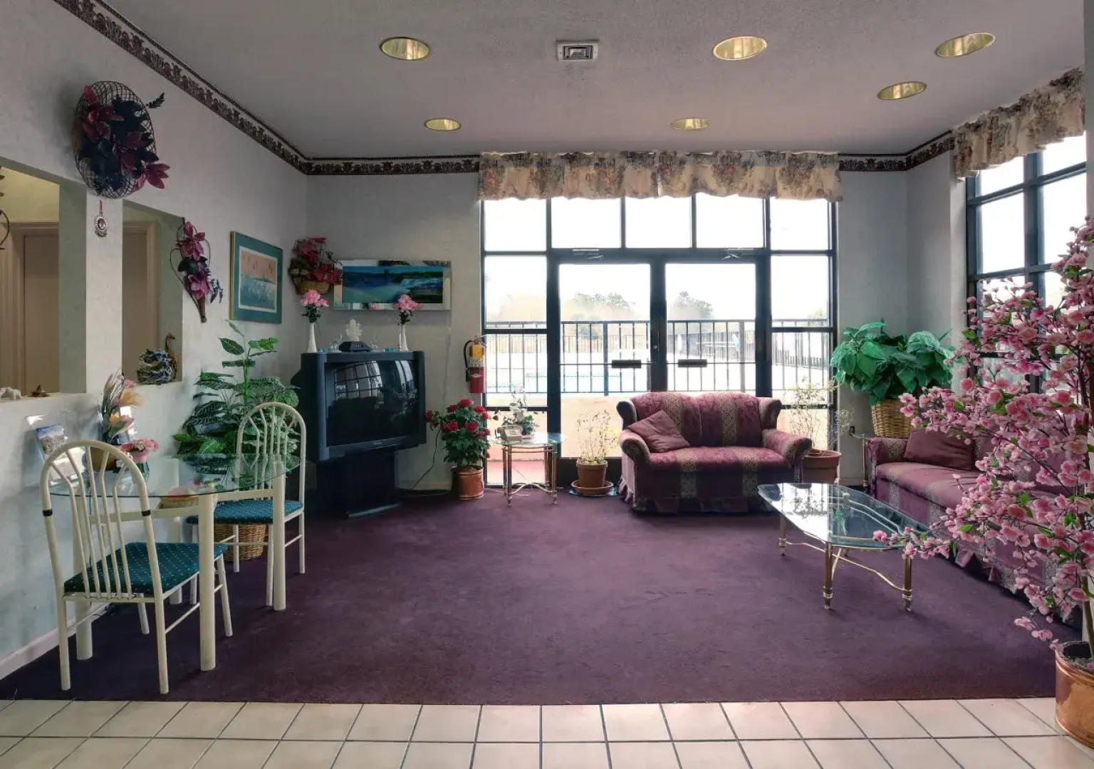 Ramada by Wyndham Bainbridge