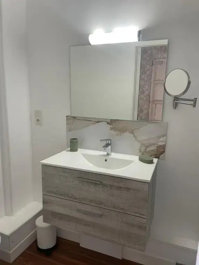 Appartement avec balcon vue mer, tout équipé