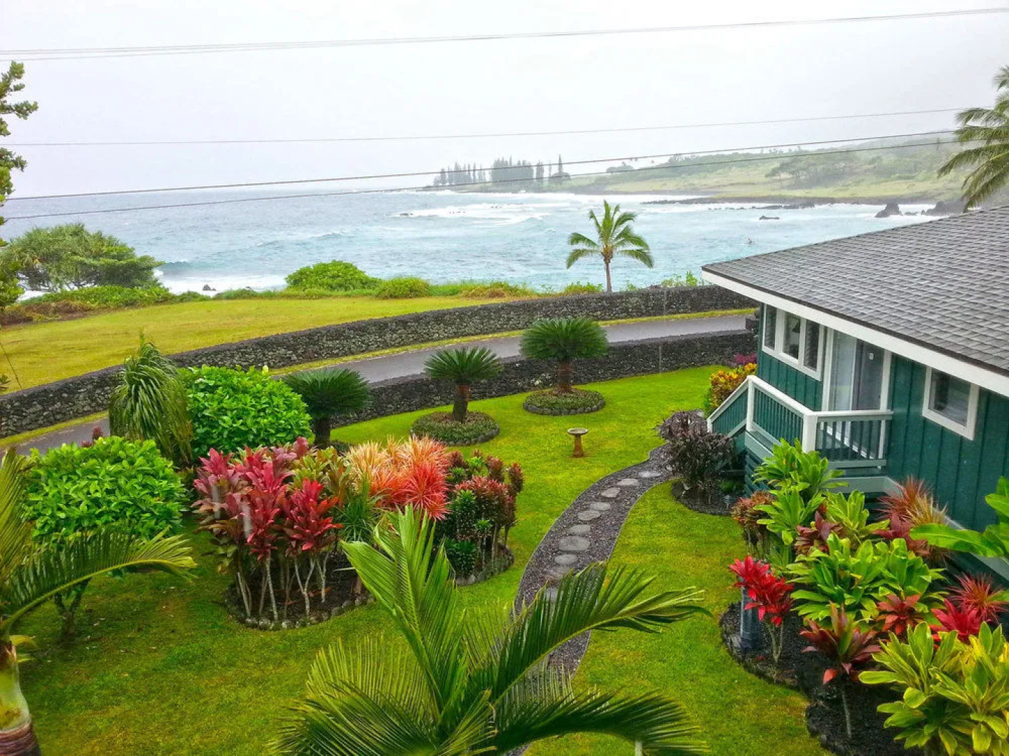 Hana Oceanfront Cottages