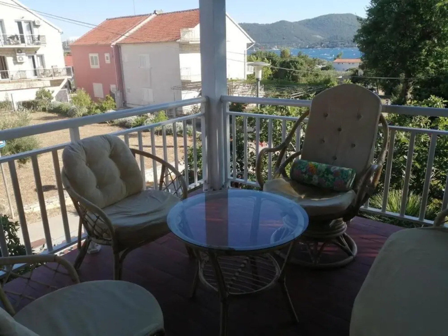 Charming 3-bed House in Viganj