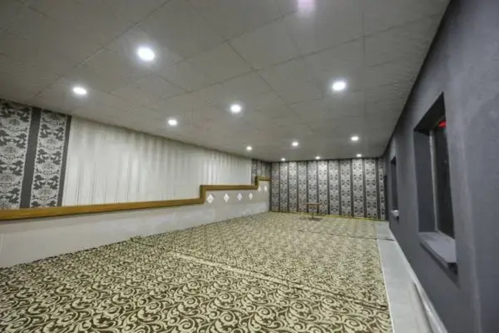 Grand Surmely Hotel