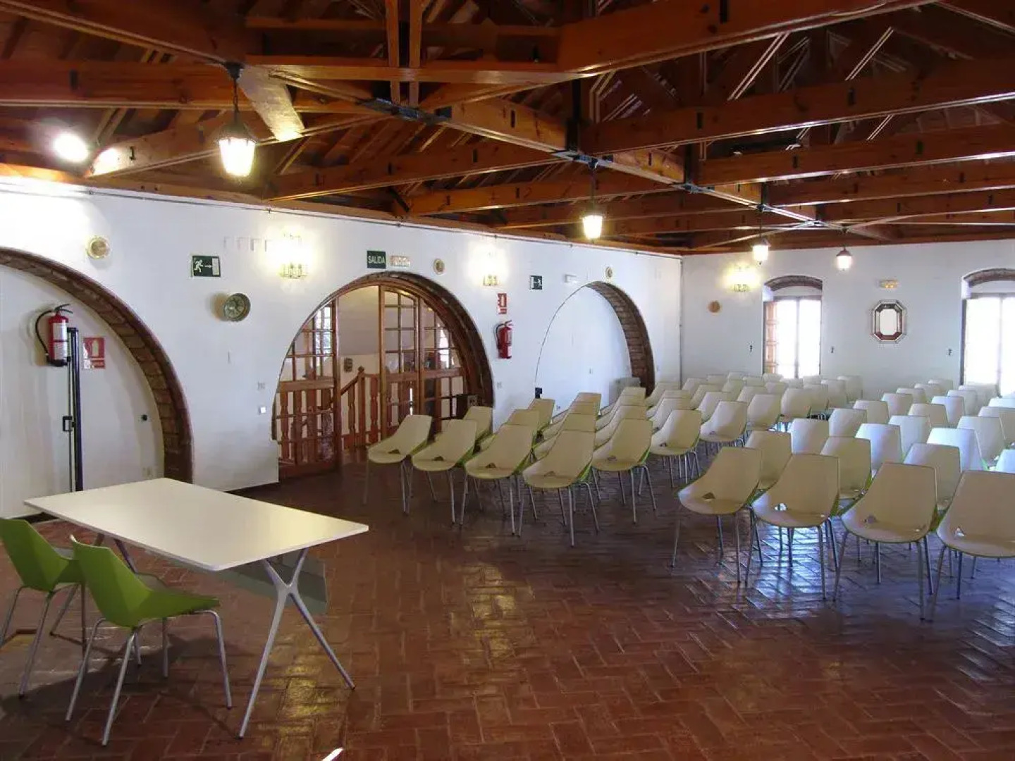 Albergue Inturjoven El Bosque