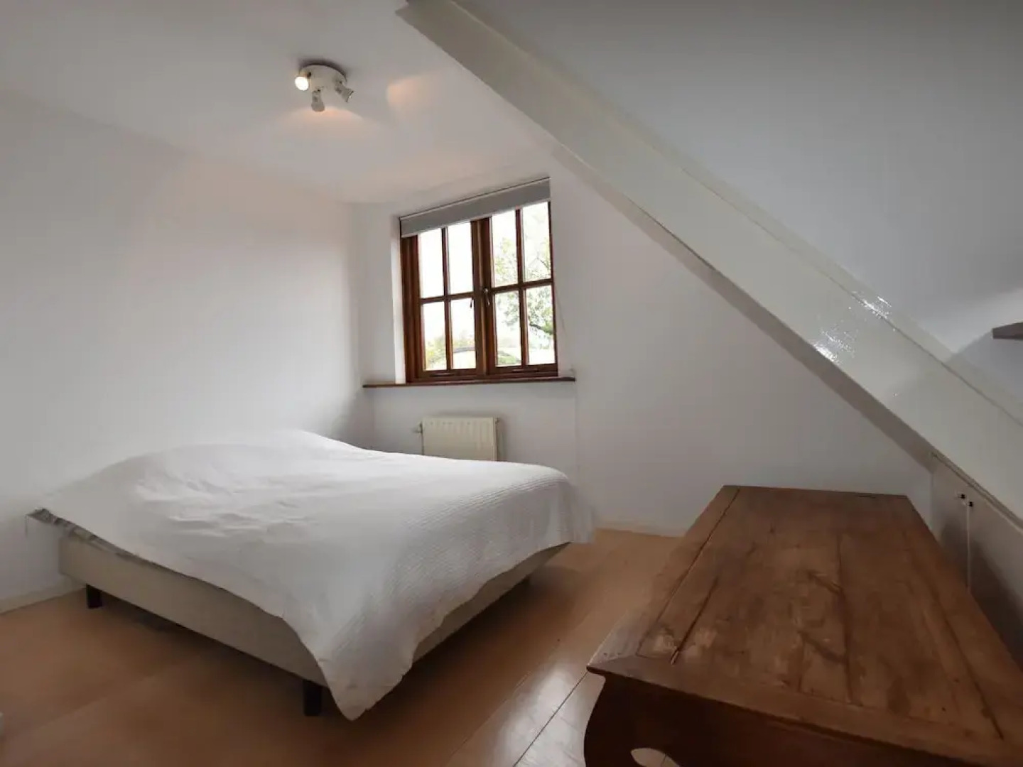 Lavish Holiday Home in Loosdrecht with Hot Tub