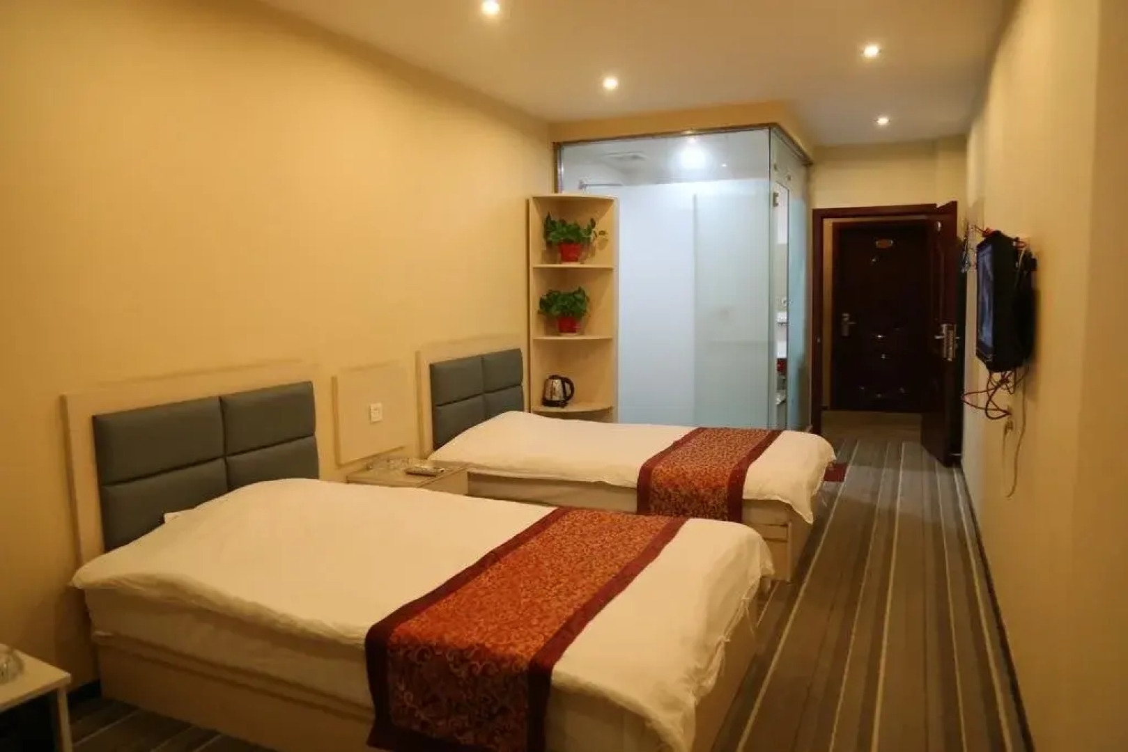 Linqi Friendship Fashion Inn