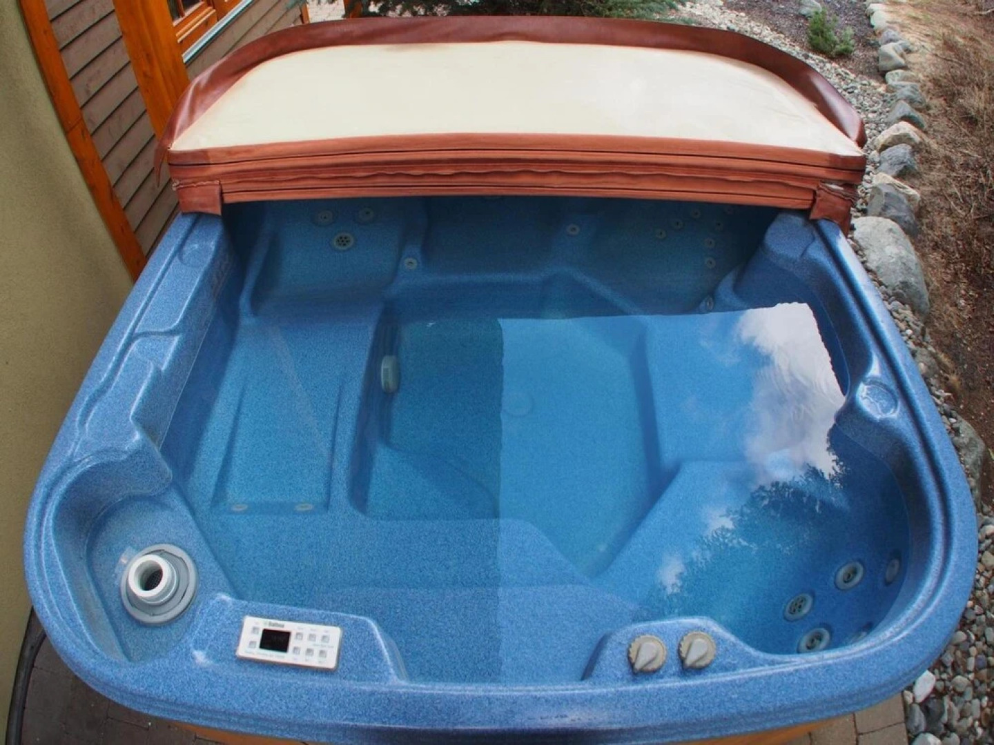 Woodhaven #16 By Bear Country