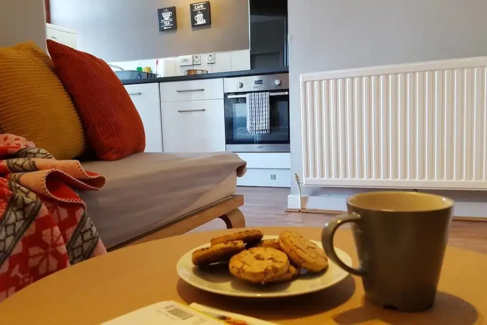 Dragon - Dumbarton Apartment 2 Bedroom Home