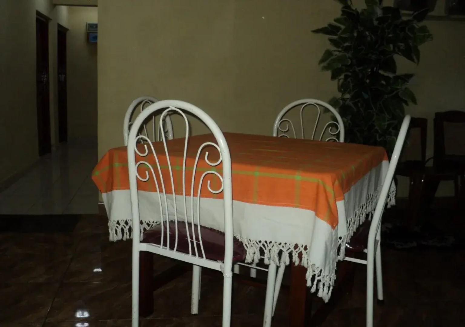 Vista Rooms N Coast Road