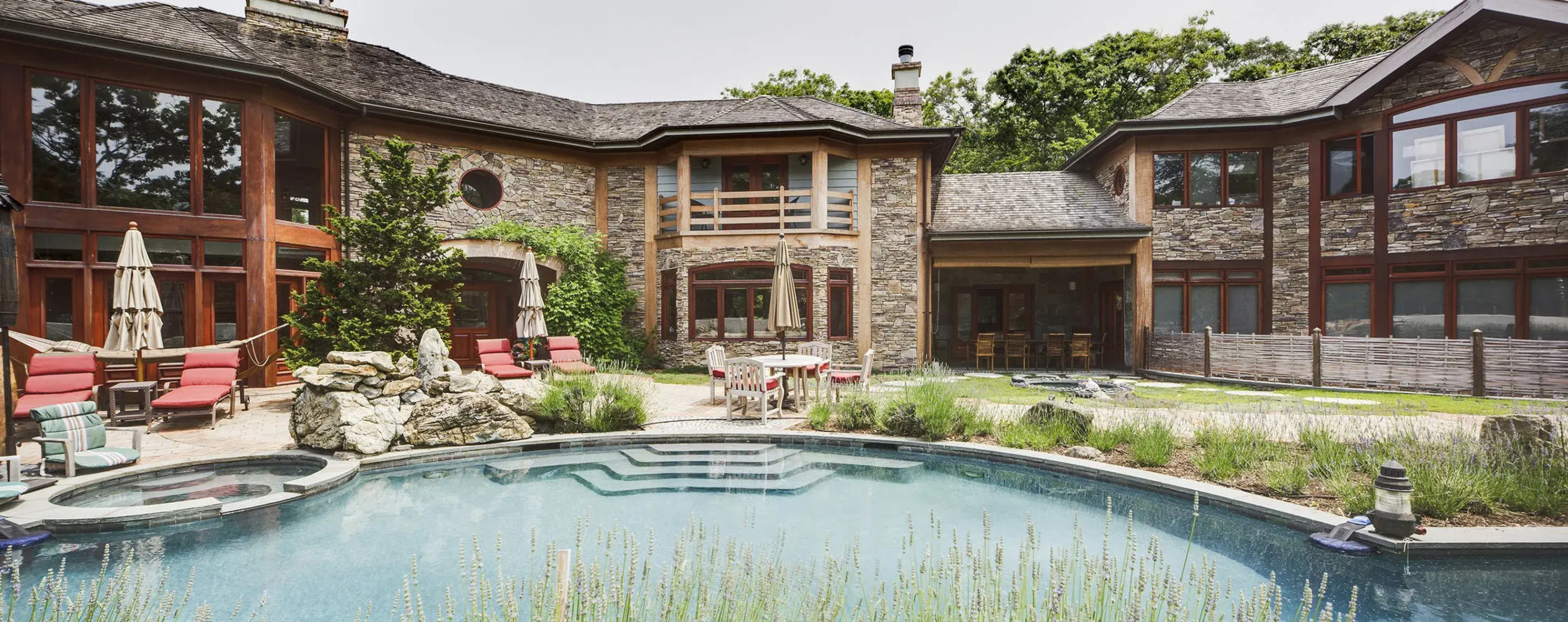 East Hampton Art House Bed & Breakfast