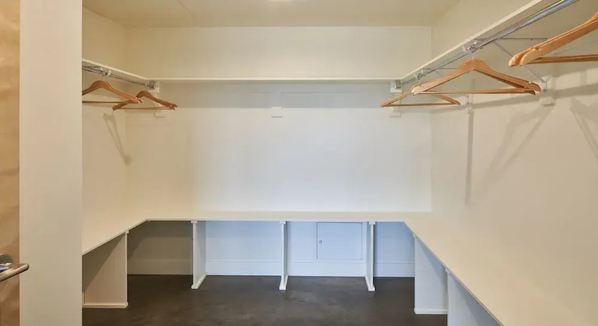 The Victor Apartments