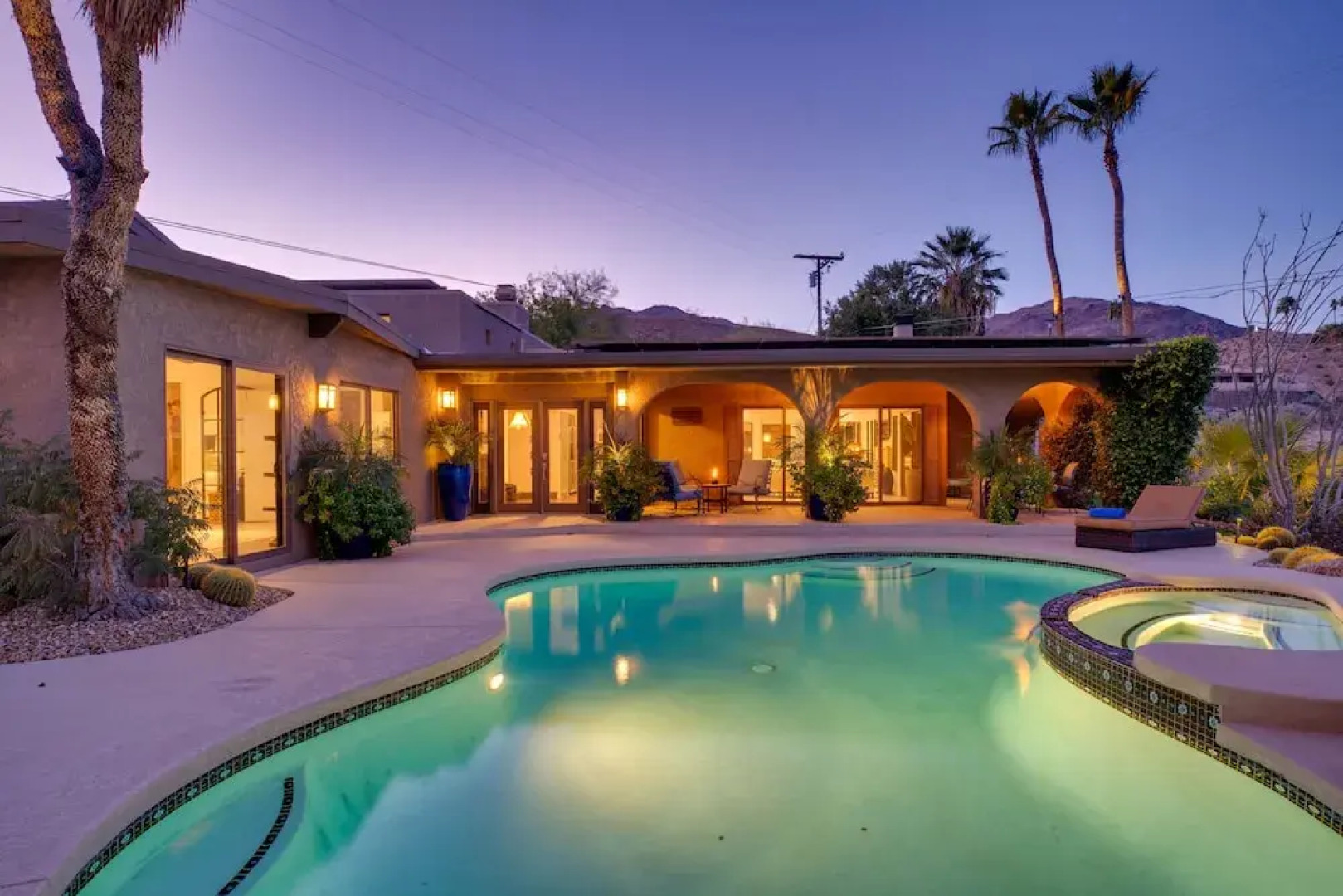 New Listing! All-suite Hilltop W/ Pool, Spa 2 Bedroom Home