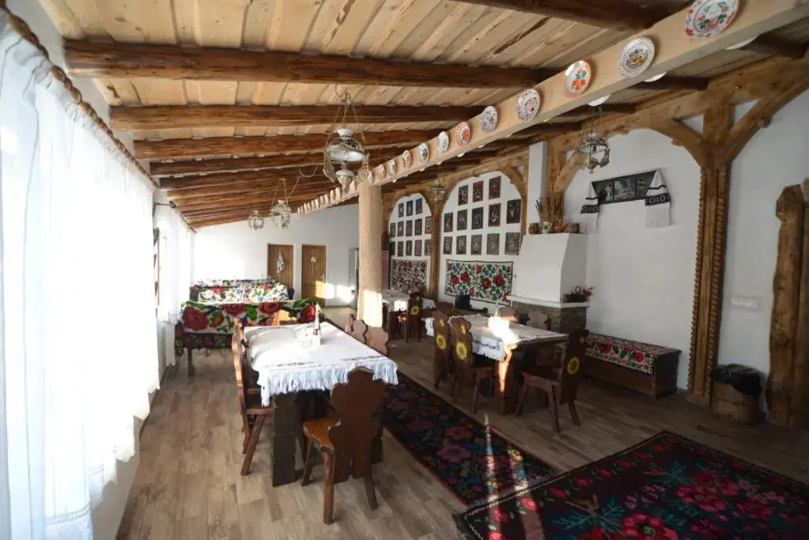 Pensiunea Casa Traditiilor