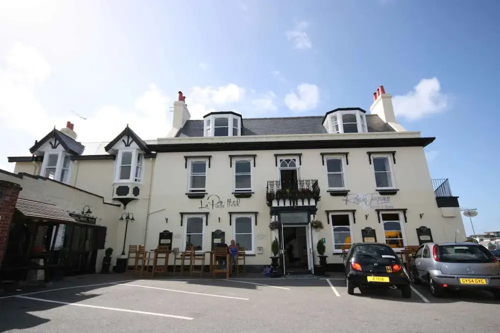 La Piette Hotel