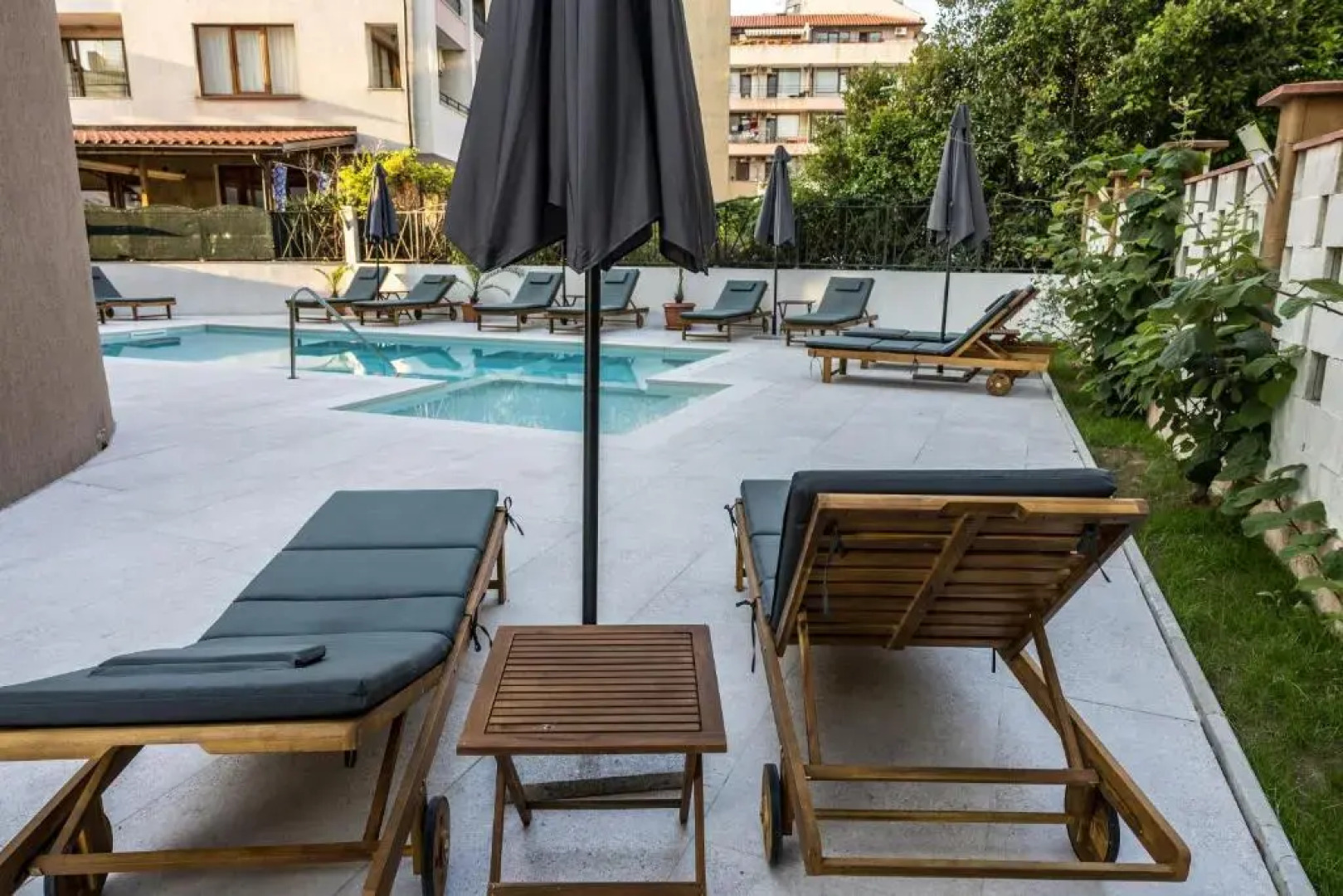 802, spacy apm with sea view.