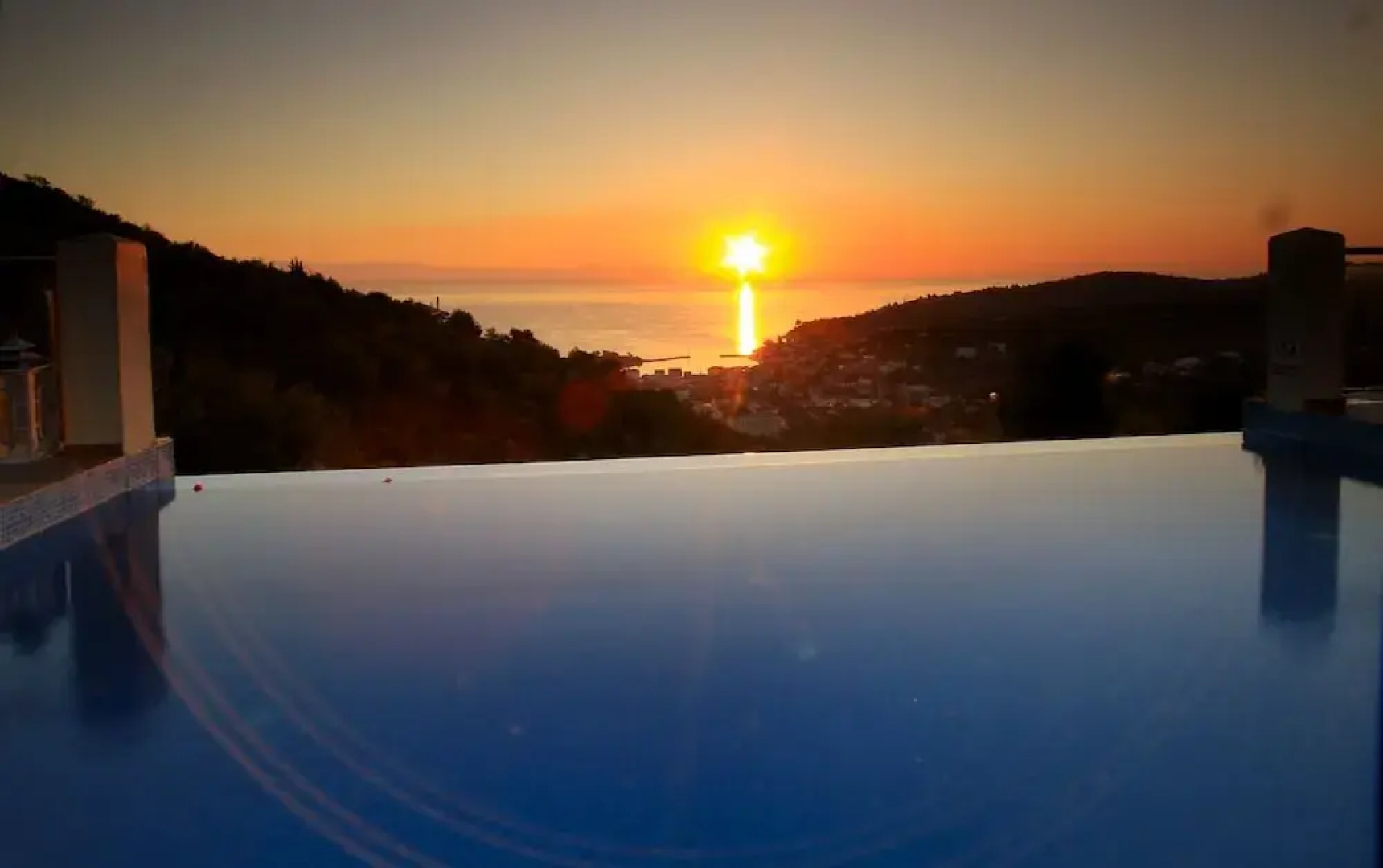 Artist's Villa Lilac Lilium