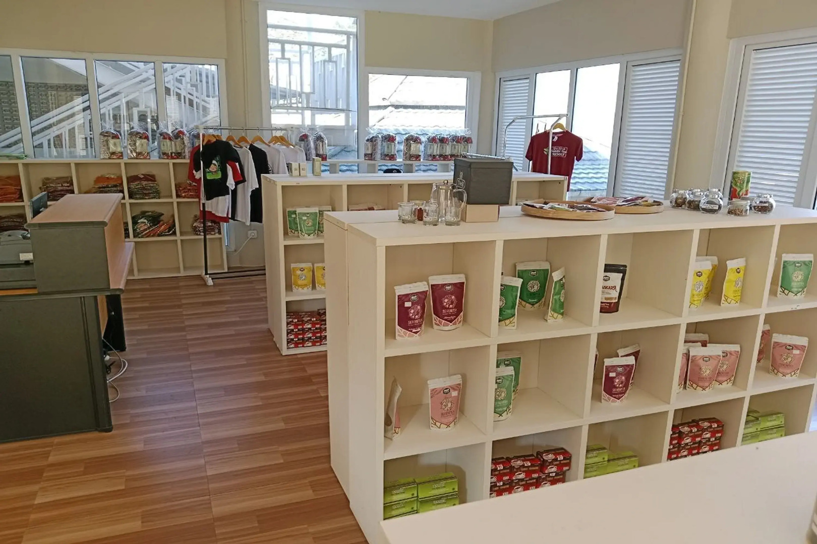 Resort Agrowisata Perkebunan Tambi