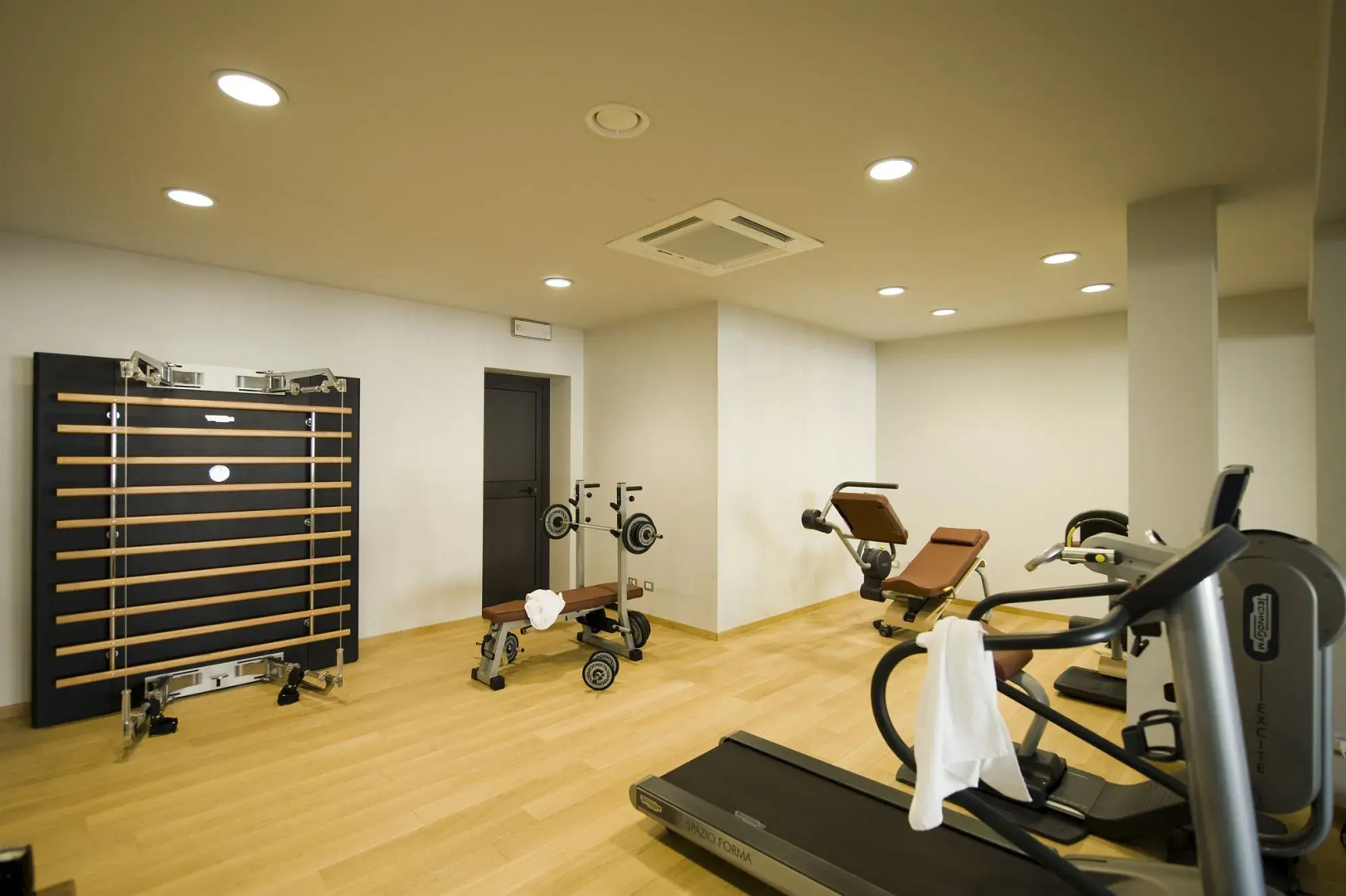 MarinaPlace Resort & Spa