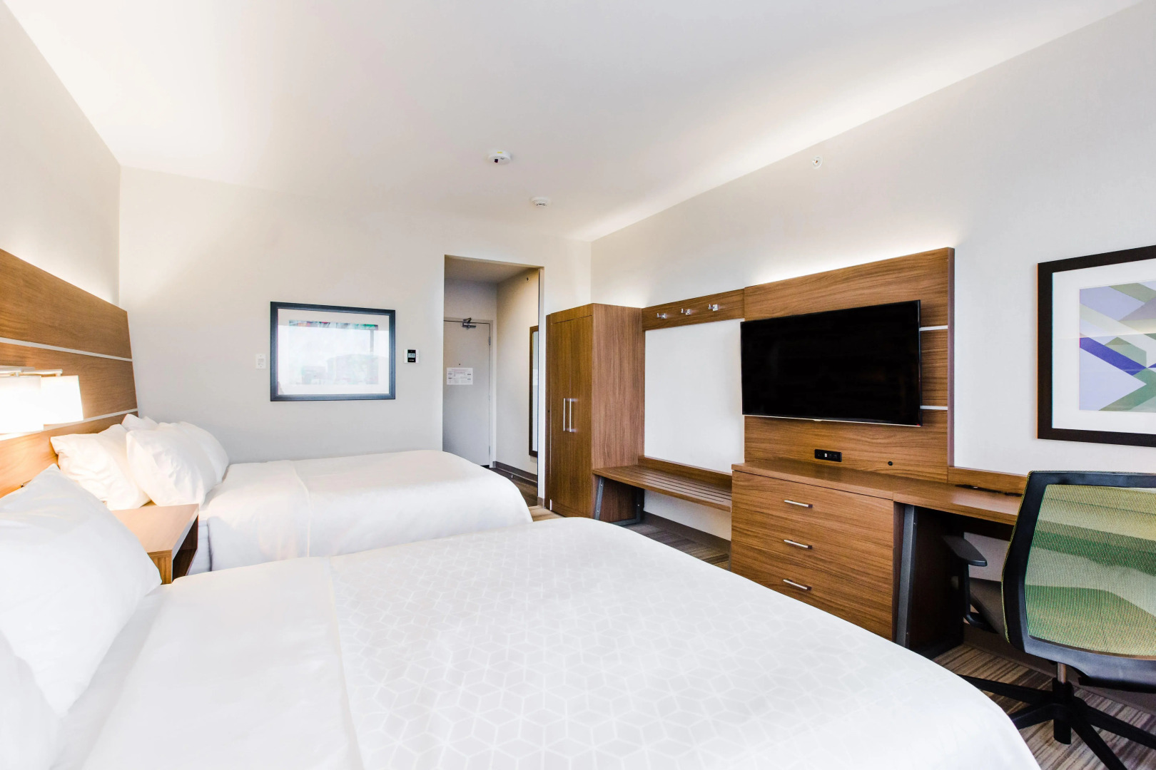 Holiday Inn Express & Suites West Edmonton - Mall Area by IHG