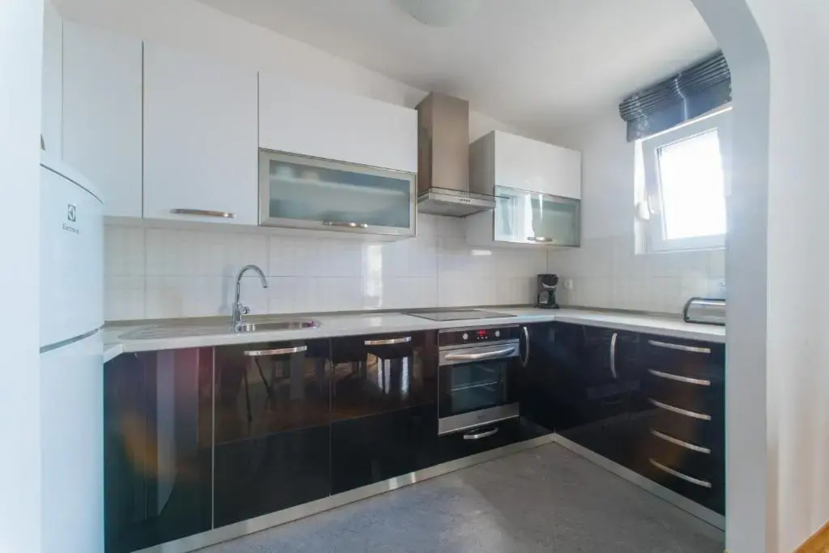 Villa Klara with 72 sqm pool and view on Split and islands