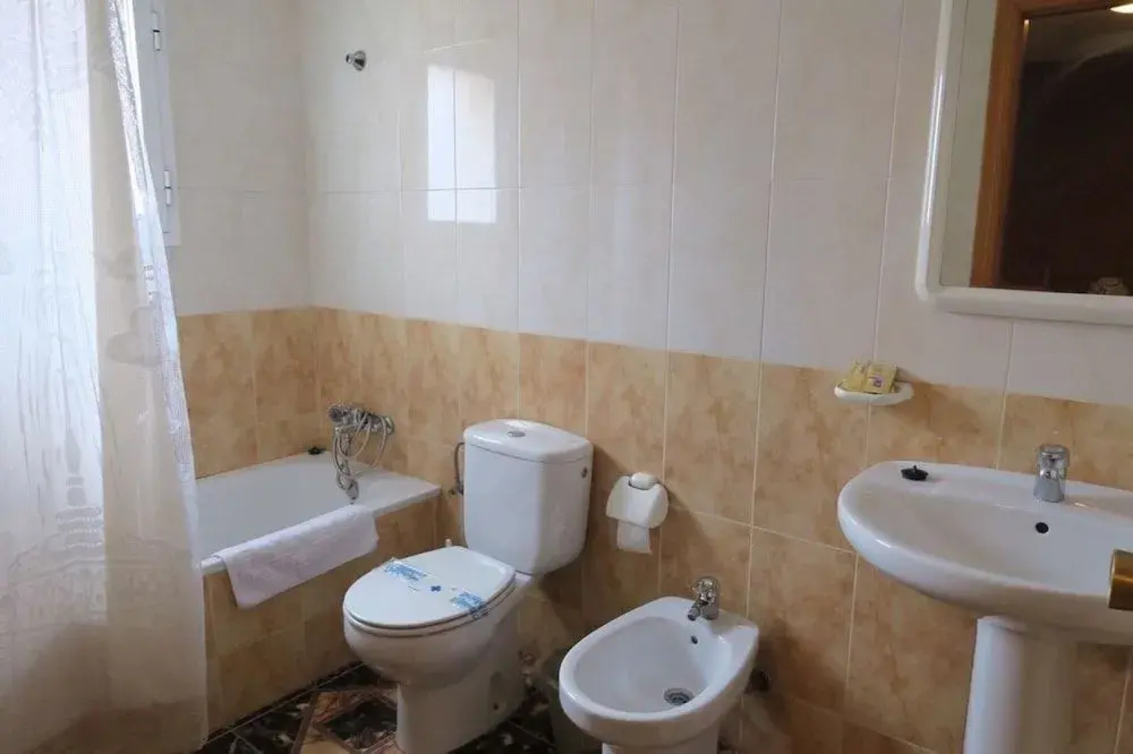 Hostal Restaurante Jaufil